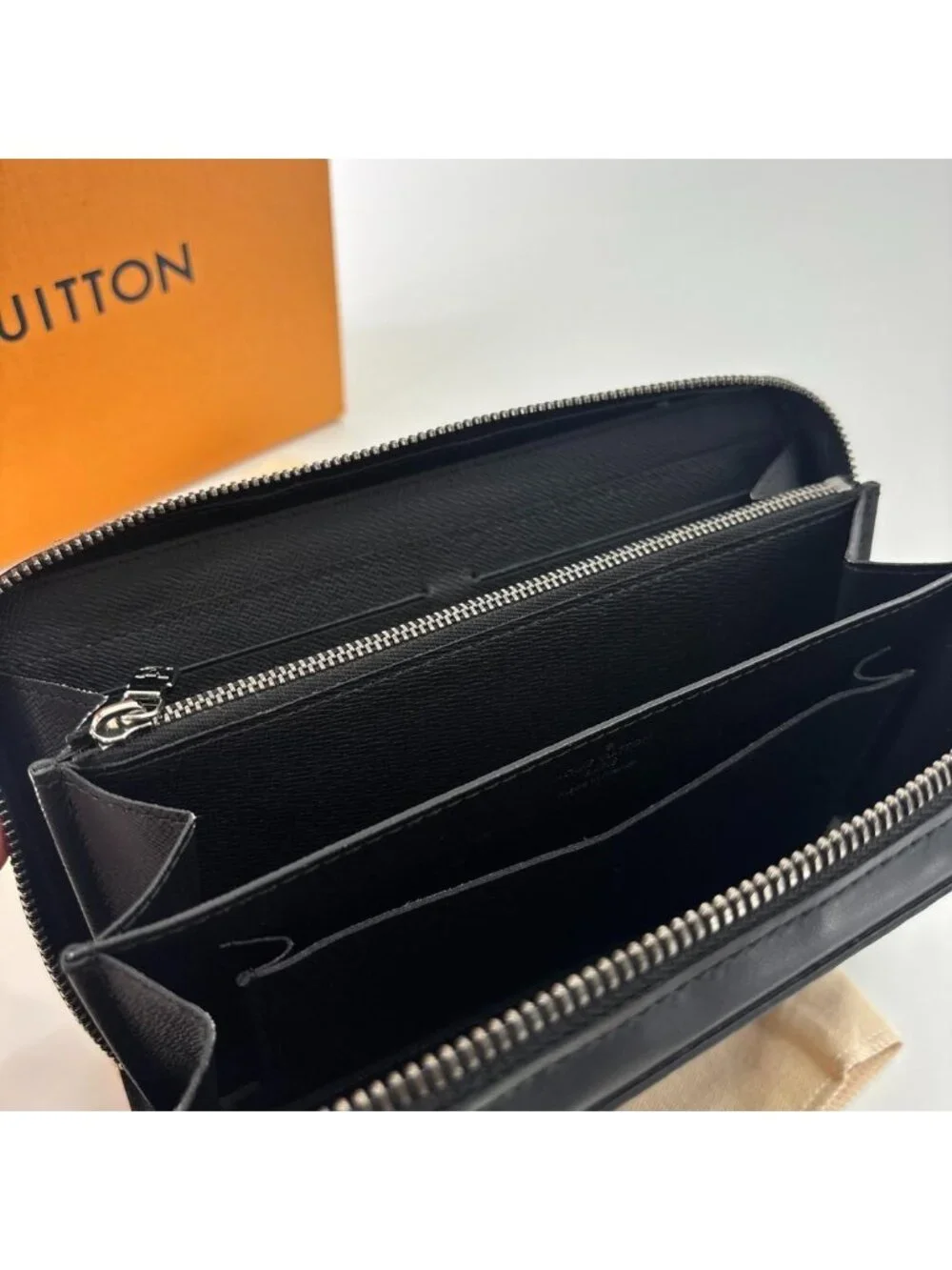 Louis Vuitton Super Zippy XL Monogram Eclipse Black Wallet